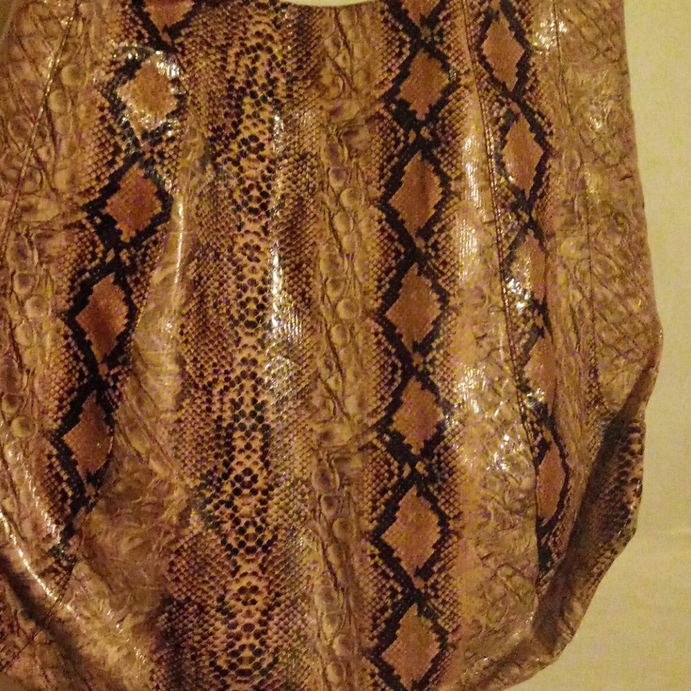 Purse - Picture 3 of 3